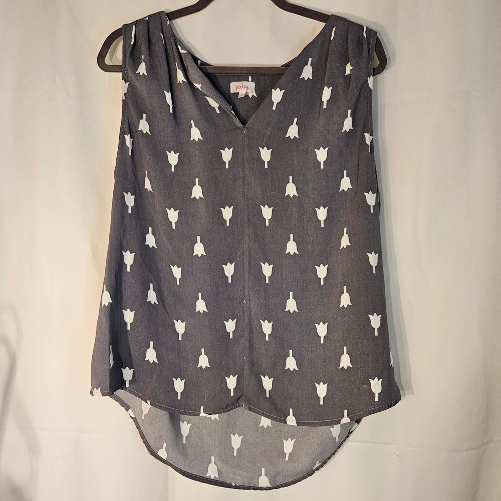 Pixley Gray Sleeveless Top with White Arrow‎ Pattern Casual Summer Blouse Size M